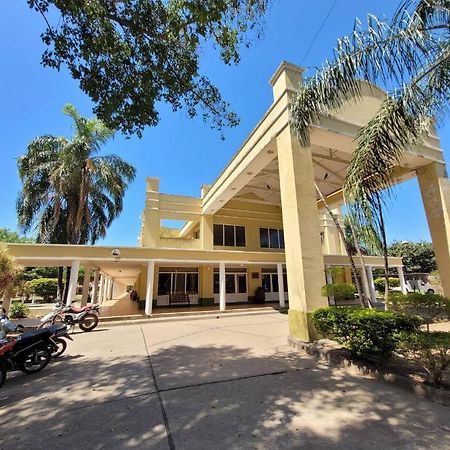 Hotel Portico Norte Tartagal Eksteriør bilde